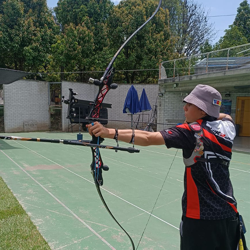 A touching archery story